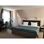 Hi Boutique Отель Варна