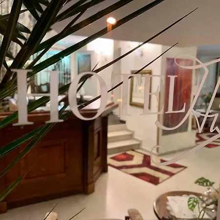 Hotell Hi Boutique 3*