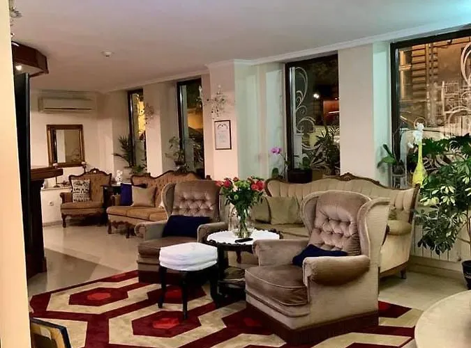 하이 부티크 호텔 3*