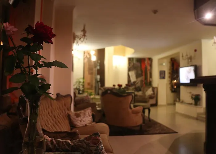 하이 부티크 호텔 3*