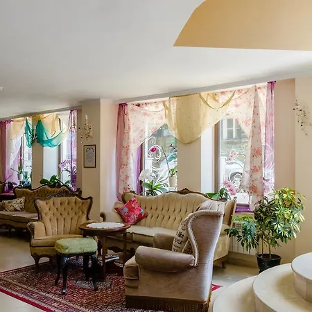 Hi Boutique Hotel Warna